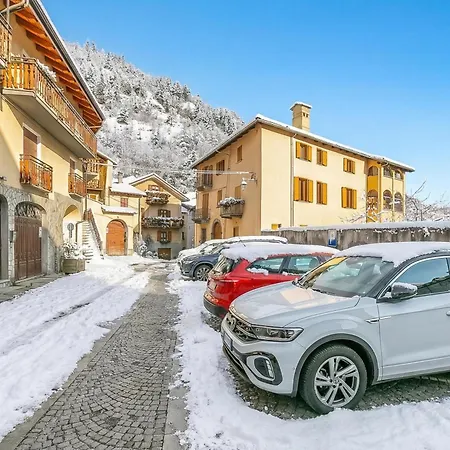 Apartment La Casa Dei Nonni For 4 In - Happy Salbertrand